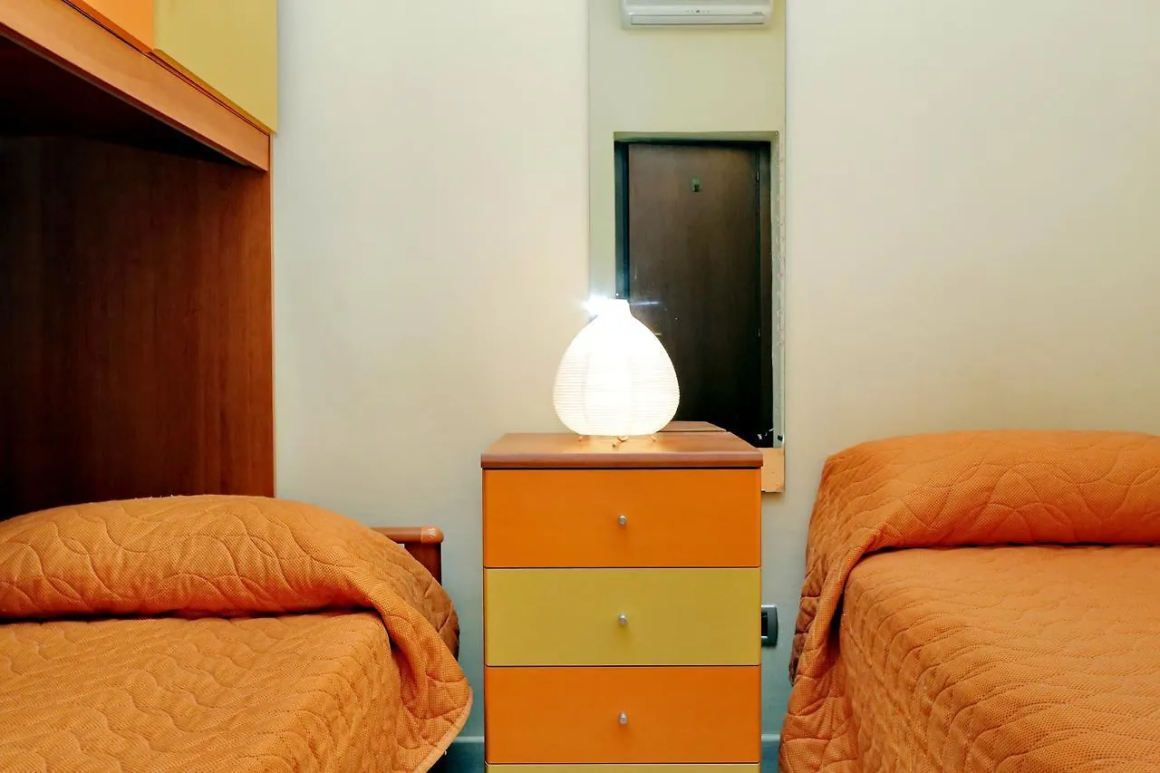 Colosseo Apartment With Garden Rome
